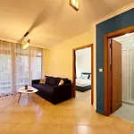 Sm Lovely On The First Line In Apartament Sozopol