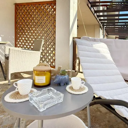 Sm Lovely On The First Line In Apartamento Sozopol