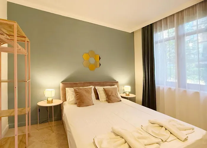 דירה Sm Lovely On The First Line In *